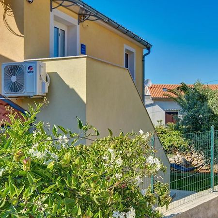 וולי לוסיניי Apartment Tena מראה חיצוני תמונה